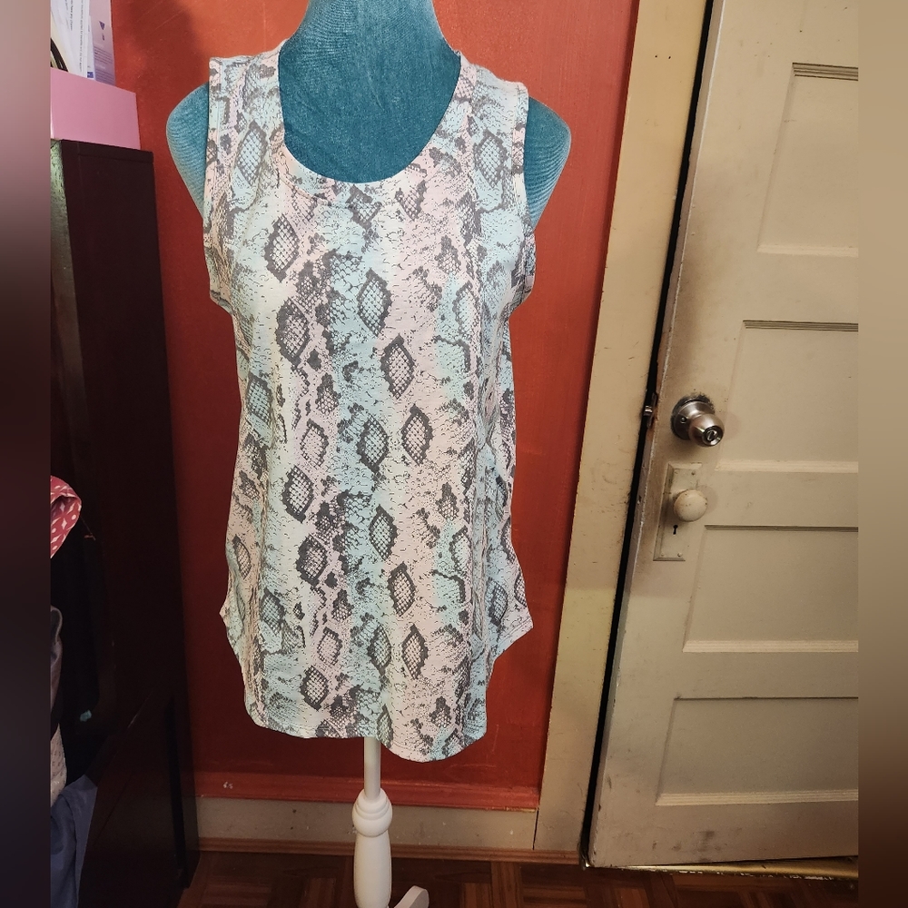 2LV top